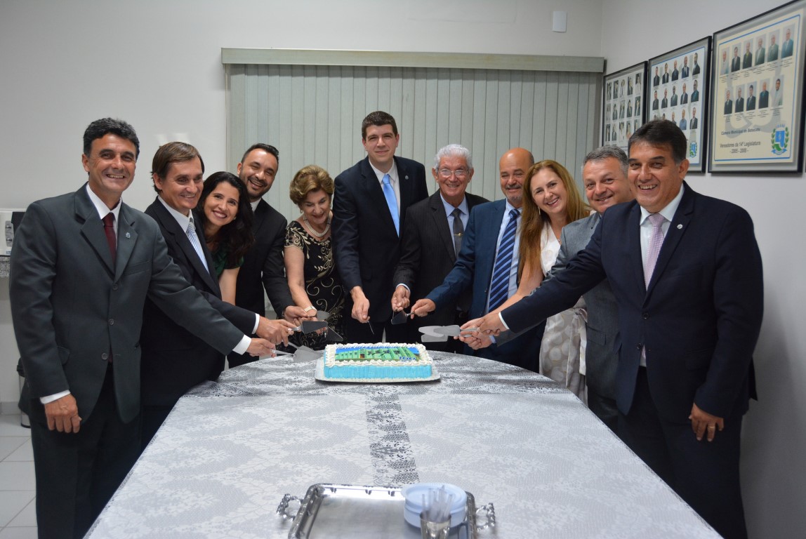 Sessão comemorativa marca 160 anos da Câmara Municipal de Botucatu